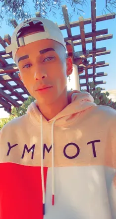 OnlyFans cuenta therealwhoisbombae avatar 1