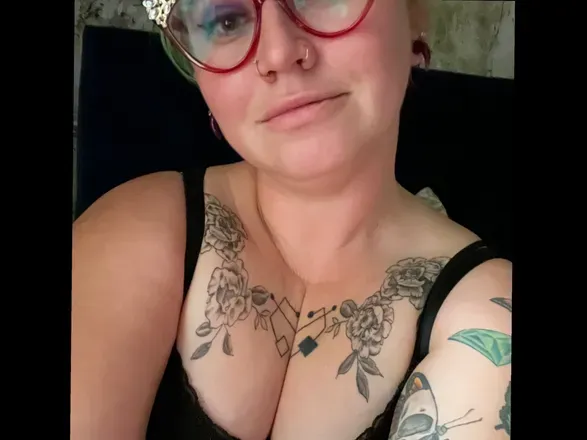OnlyFans cuenta sherbetmomsmut avatar 1