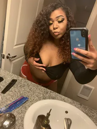 OnlyFans account  amina24 avatar 1