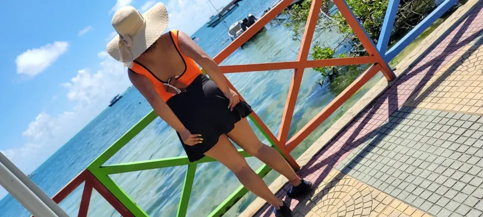 OnlyFans cuenta zalibloom header 2