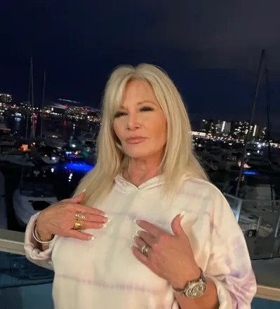 OnlyFans cuenta boca-baddiee header 2
