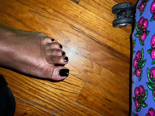 OnlyFans account  diachocolatefeet header 2