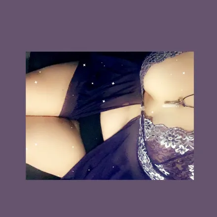 OnlyFans cuenta cflores2112 header 2