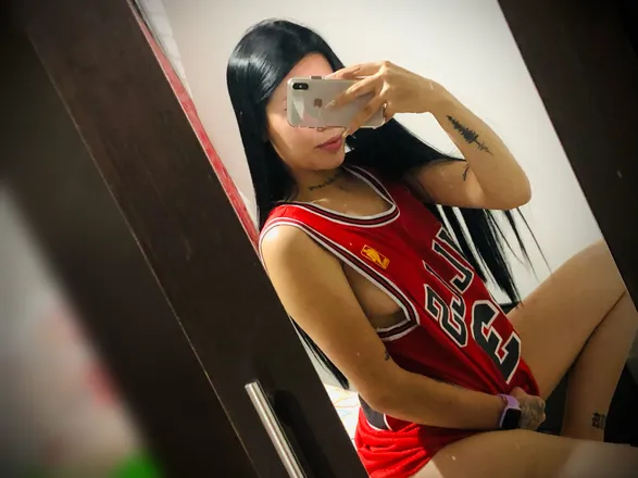 OnlyFans cuenta sarahcamm header 2