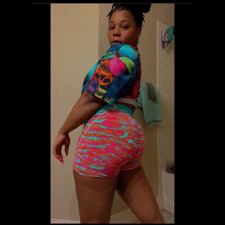 OnlyFans cuenta mochvmarie header 2