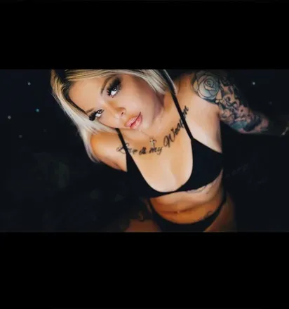 OnlyFans account  tattedmonroe avatar 1