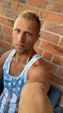 OnlyFans cuenta sunboy1295 avatar 1