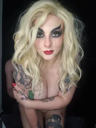OnlyFans account  somethingvvicked avatar 1