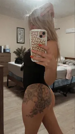 OnlyFans cuenta queenroyal002 avatar 1