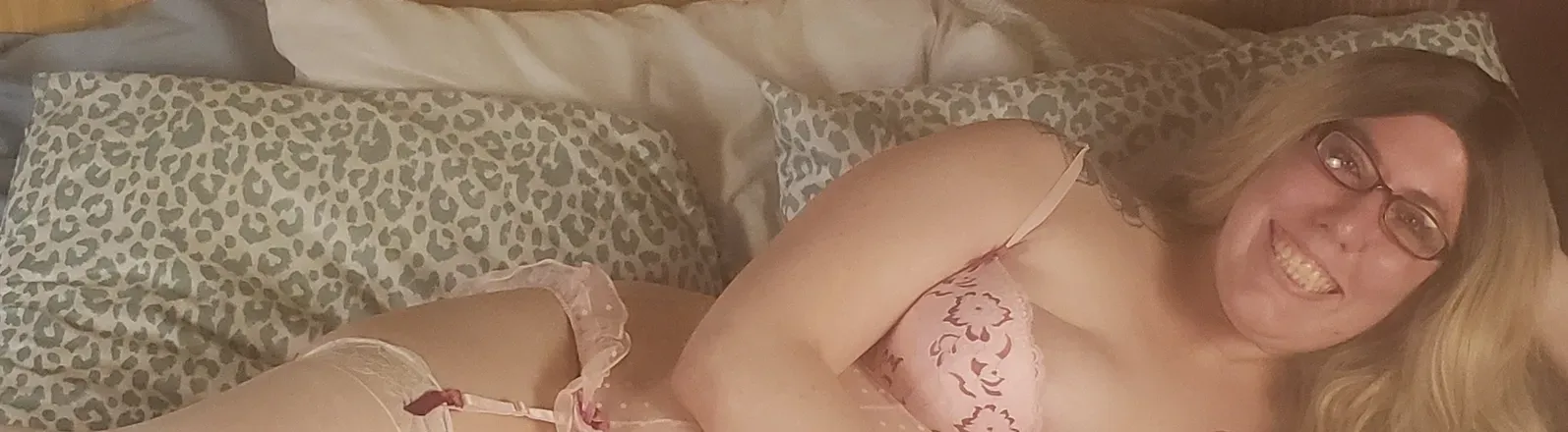 OnlyFans cuenta delilahxxxmay header 2