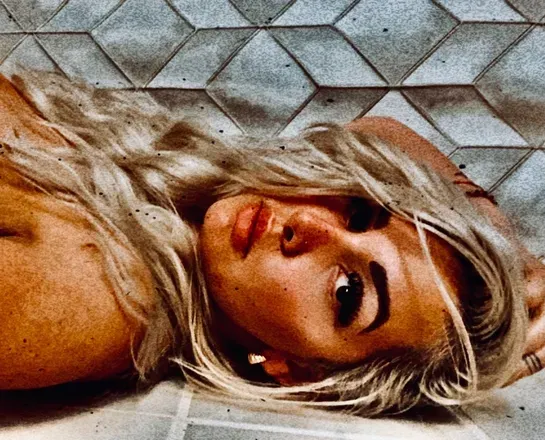 OnlyFans cuenta miacastro1 header 2