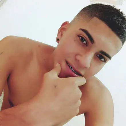 OnlyFans cuenta tomas_sv header 2