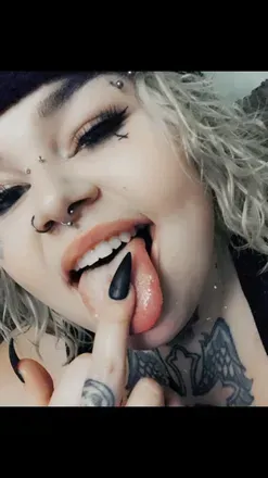 OnlyFans account  satansmammy avatar 1