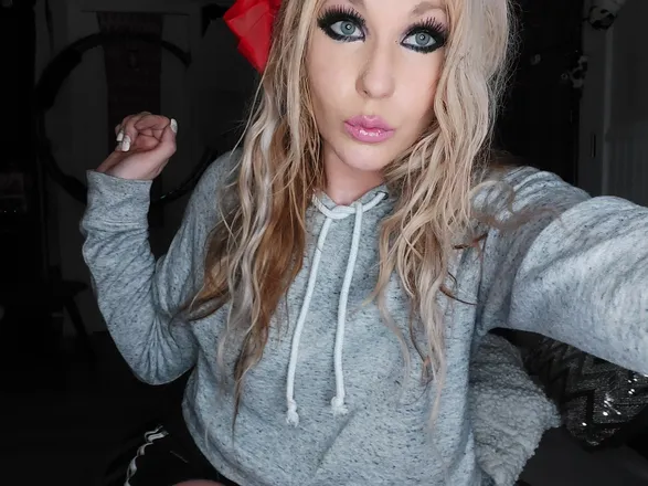 OnlyFans cuenta xskylar header 2