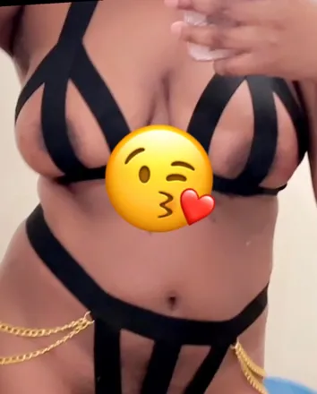 OnlyFans cuenta cookiessweet55 header 2