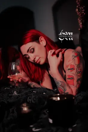 OnlyFans cuenta darkredwitch avatar 1