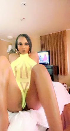 OnlyFans cuenta diamondprettyp69 header 2