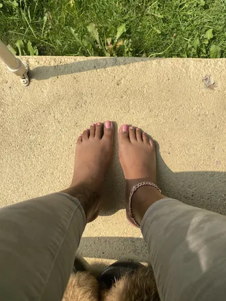 OnlyFans cuenta tori_tootsies header 2