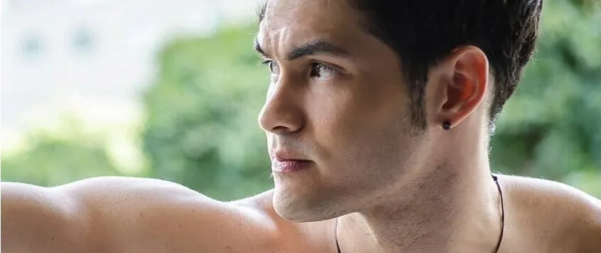 OnlyFans cuenta eltonnygigolo header 2
