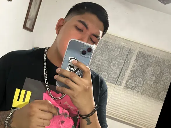 OnlyFans account  02ar98 avatar 1
