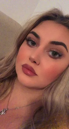 OnlyFans cuenta hunteranne header 2