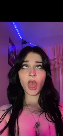 OnlyFans cuenta emmylooxoxo header 2