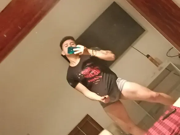 OnlyFans cuenta goldenboy_20 avatar 1