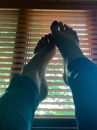OnlyFans cuenta sweetfeetnina15 avatar 1