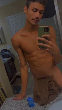 OnlyFans cuenta prettyboilivin avatar 1
