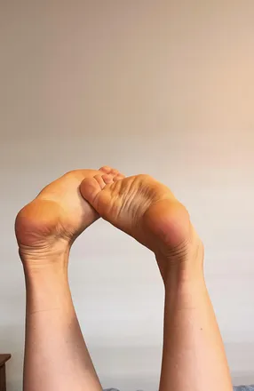 OnlyFans cuenta feetofmandy header 2
