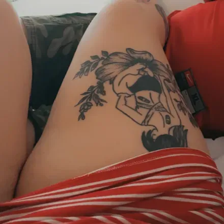 OnlyFans account  thickthighsdontlie87 avatar 1