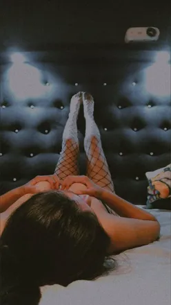 OnlyFans cuenta nuvelita22 header 2