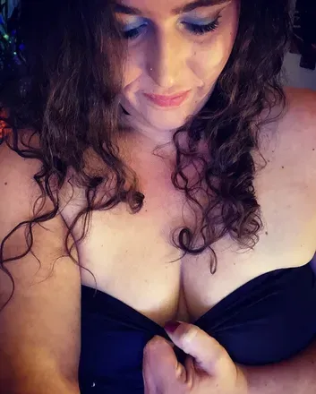 OnlyFans cuenta lealouisa avatar 1