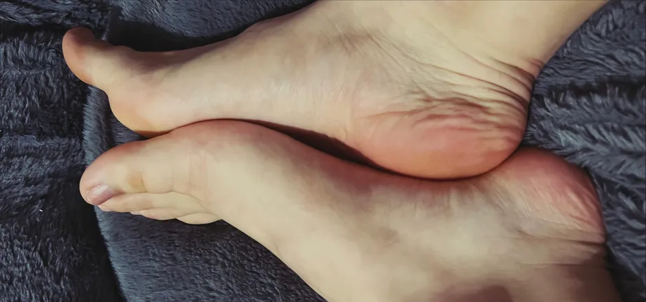 OnlyFans cuenta sexiest-feet header 2