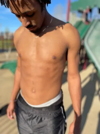 OnlyFans cuenta ayy.freak header 2