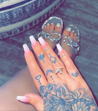 OnlyFans account  misskarmatou header 2
