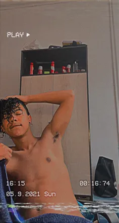OnlyFans cuenta r.s05 header 2