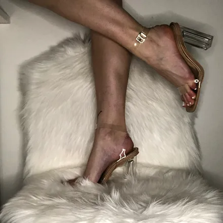 OnlyFans account  feetandlegsfromaleks header 2