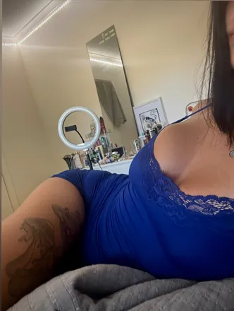 OnlyFans cuenta prettypinkbee header 2