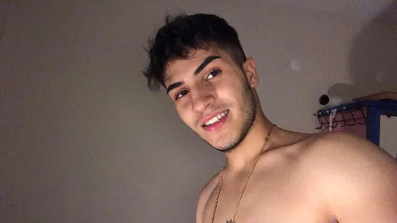 OnlyFans cuenta yakuzay header 2