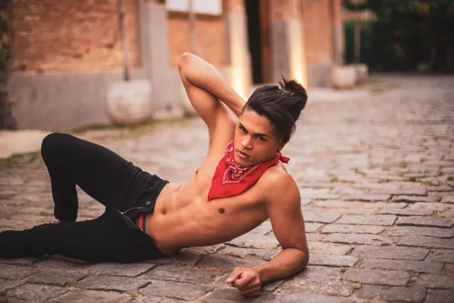 OnlyFans cuenta oliverr.prada header 2