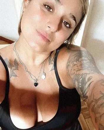 OnlyFans account  azulescorpiana avatar 1