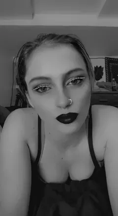 OnlyFans cuenta shysunshine69 header 1