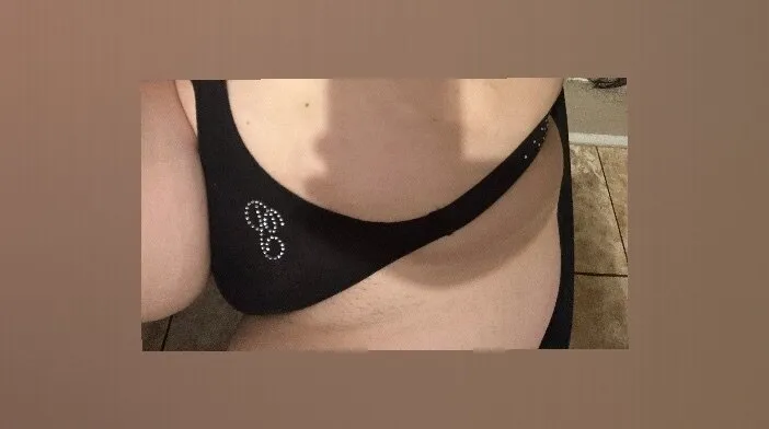 OnlyFans cuenta laconejita-malla header 2