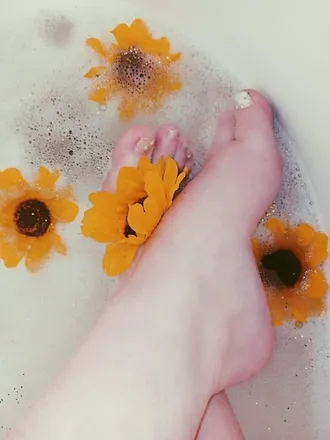 OnlyFans account  feliciathefootfetishquee header 2