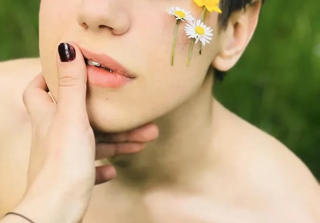 OnlyFans cuenta mermantwinkieboy header 2