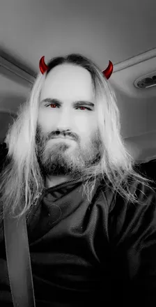 OnlyFans cuenta beardedandtattooeddad avatar 1