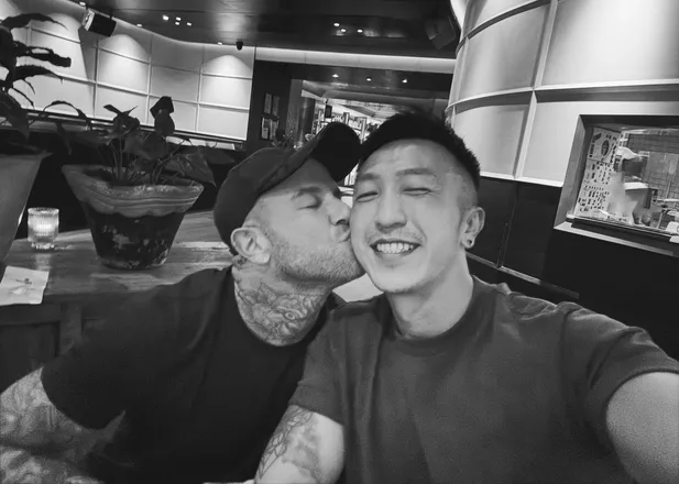 OnlyFans cuenta 8inchboys header 2