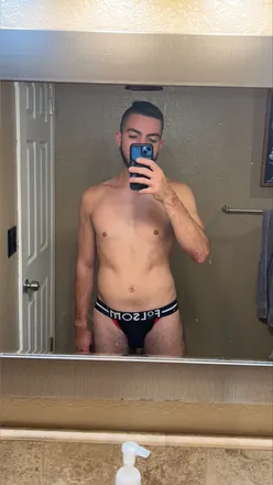 OnlyFans cuenta kylerocks header 2