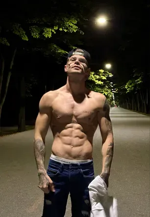 OnlyFans account  sculptederosbody avatar 1